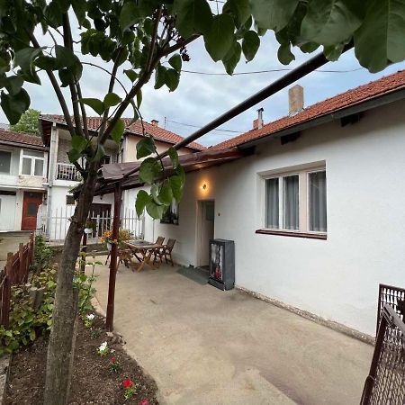 Apartment-Rubin Pristina Exterior foto